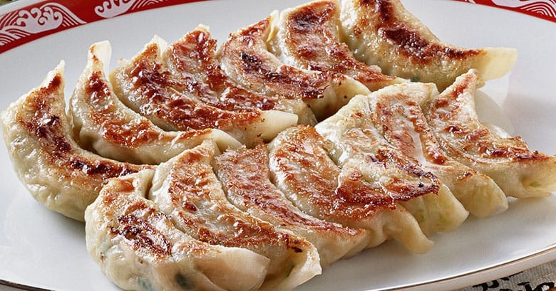 王さんの手包みジャンボ餃子を通販お取り寄せ